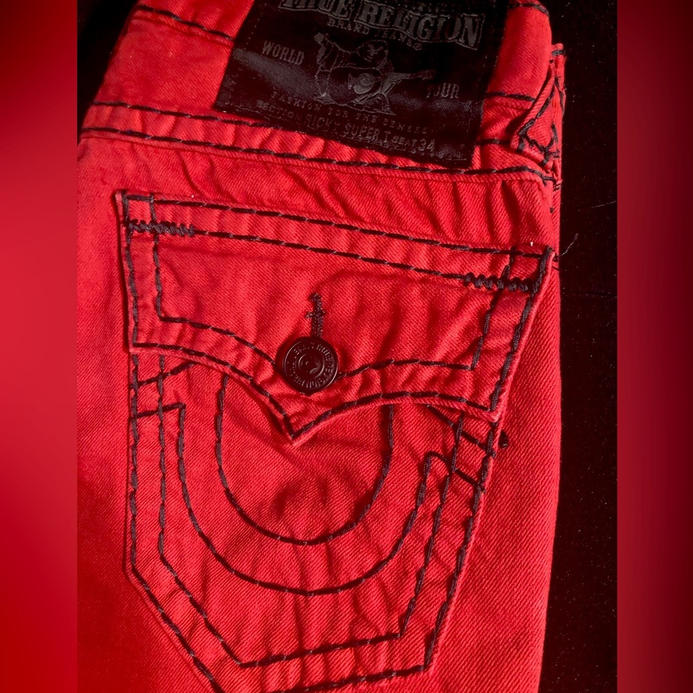 SOLD! Rare!  Ricky Super T True Religion size 32x34 NWOT!